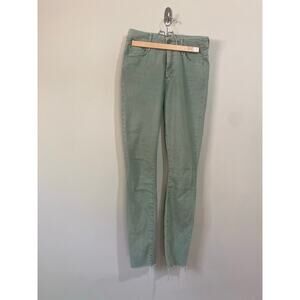 Mother High Waisted Looker Ankle Fray Tresspassing Size 26